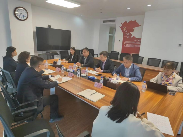 大华会计师事务所执行总裁 杨晨辉博士到访公司